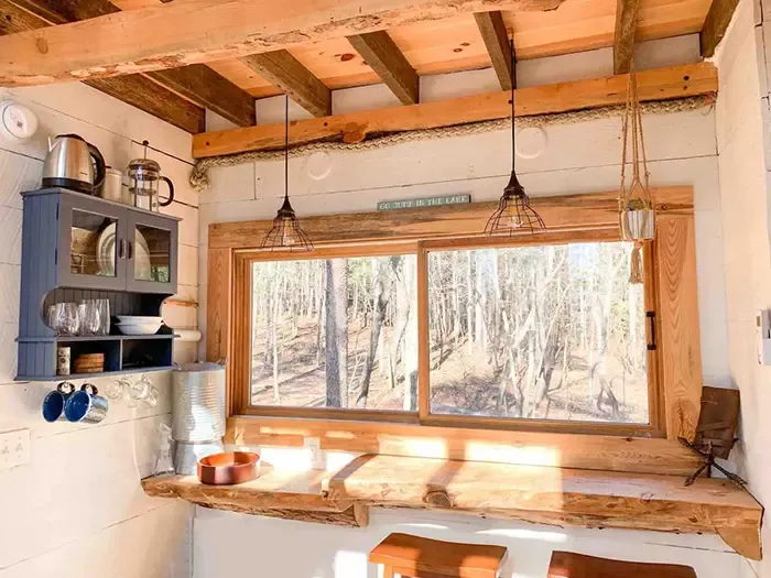 The Lost Treehouse of Lake Jocassee!! window