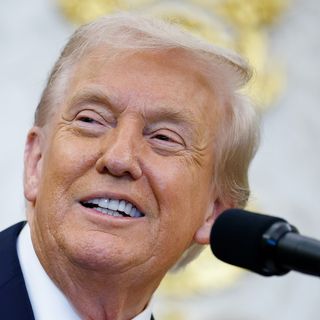 Trump treats Bill Ackman, Steve Wynn and other big donors to White House dinner