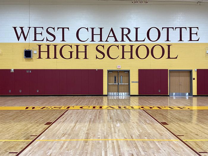 West Charlotte gym. Photo: Ashley Mahoney/Axios 