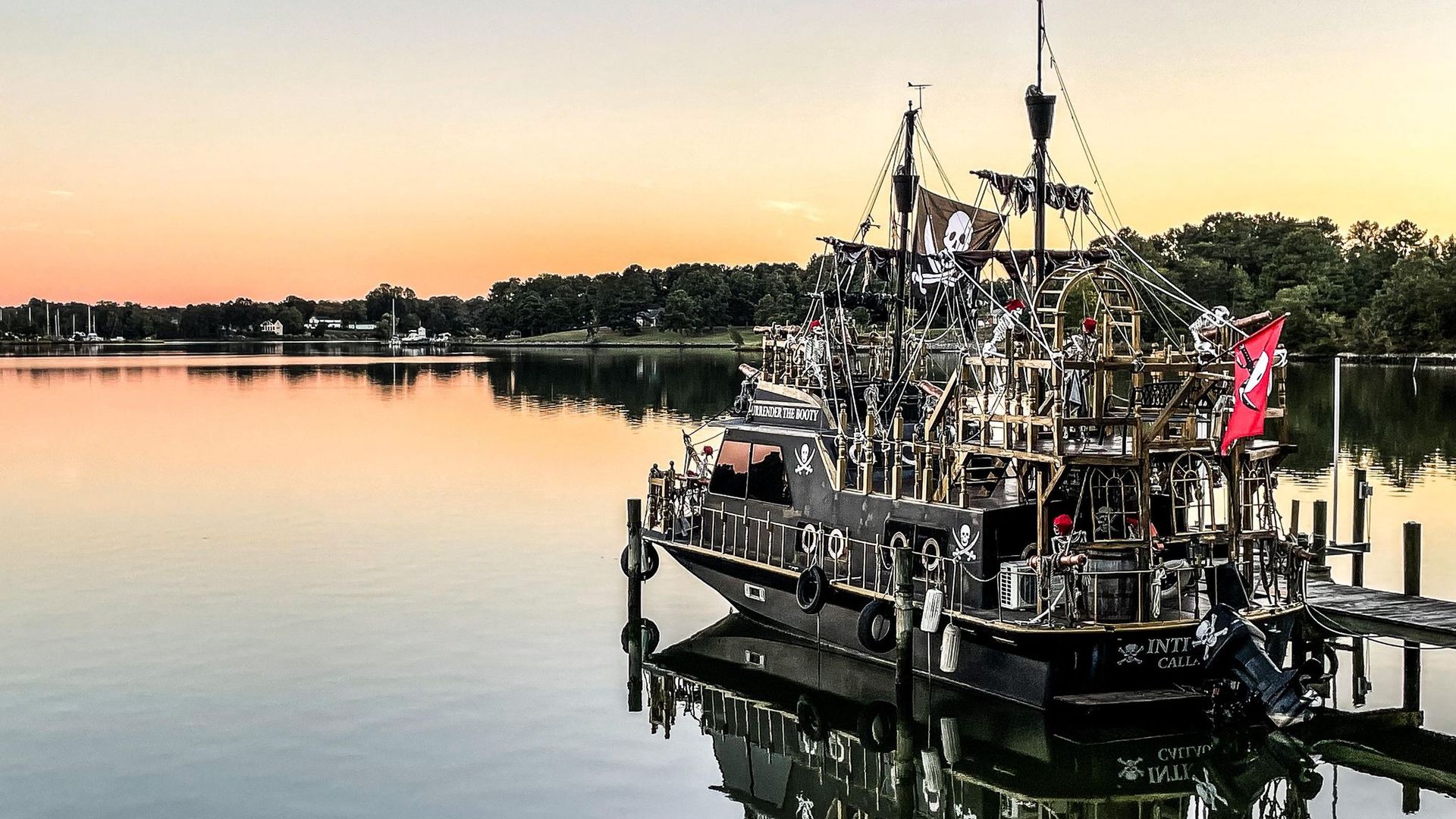 This Pirate Ship Houseboat on the Northern Neck Is Selling for