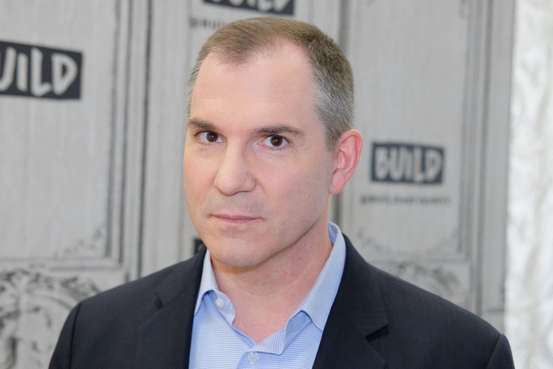 Journalist Frank Bruni opens up about losing his sight Axios