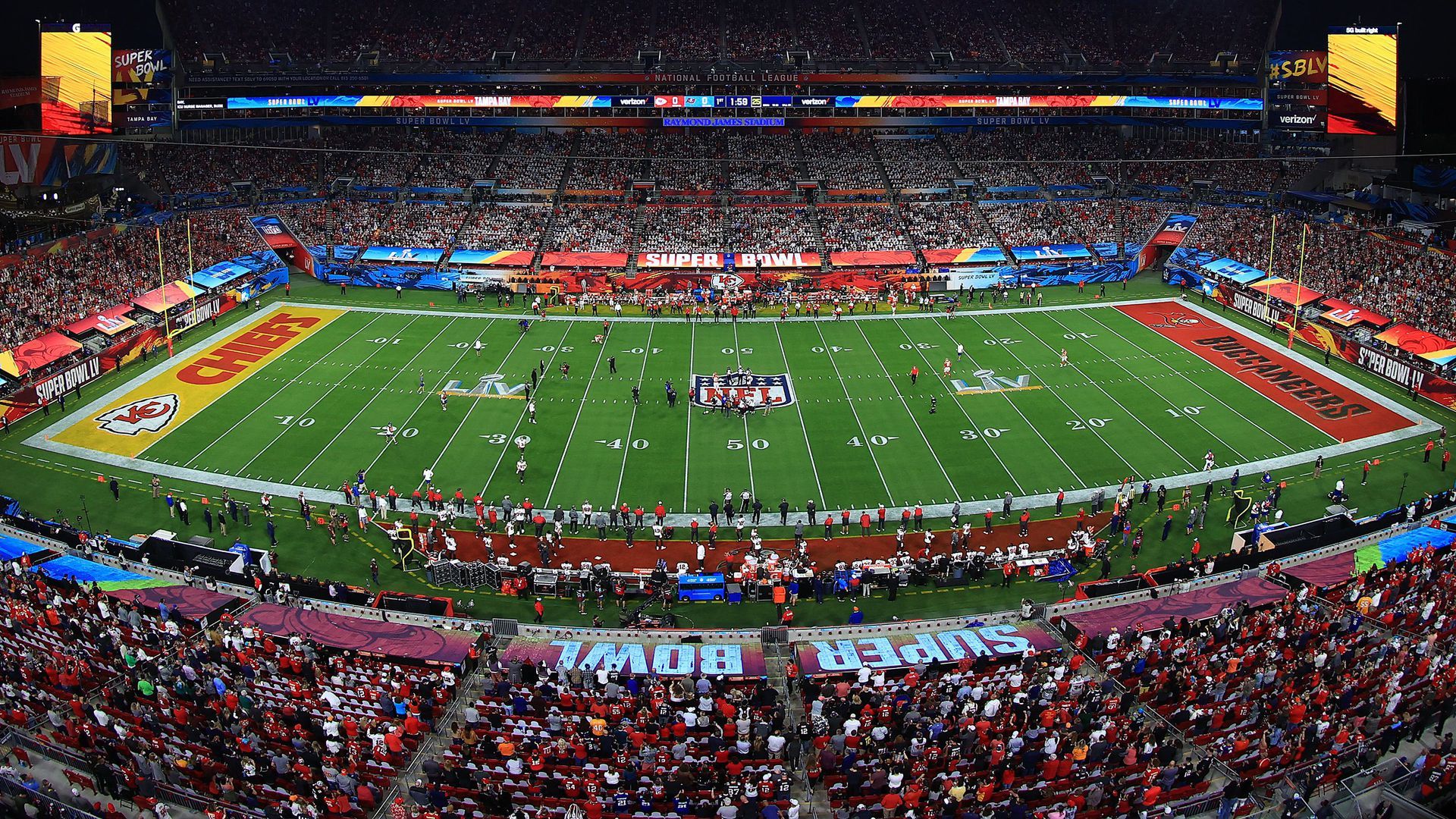 Super Bowl 2021: Photos of fans attending game in Tampa