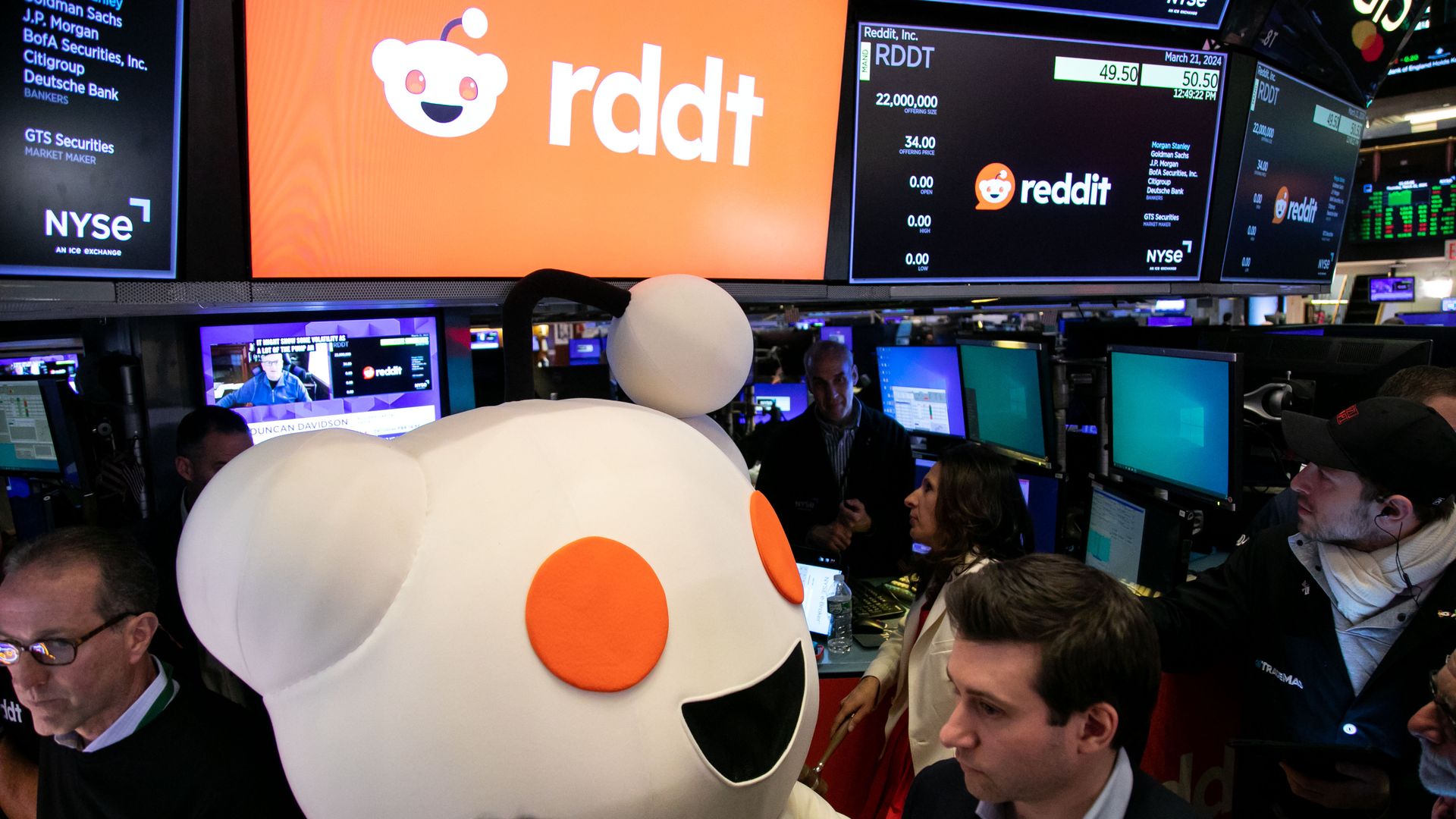 Reddit alien mascot at the New York Stock Exchange