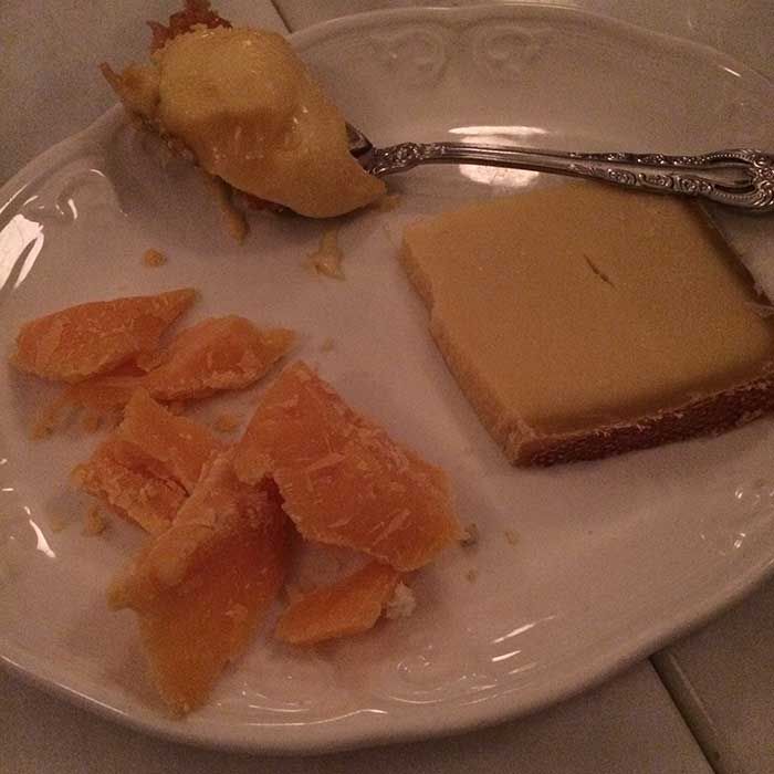 Kindred-Farmhouse-Cheeses-Serving