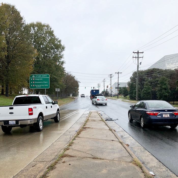 lanes merging on exit in noda charlotte