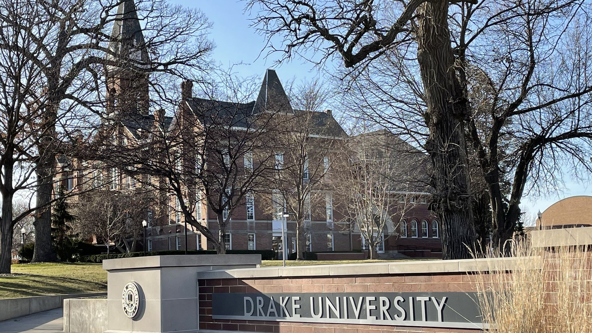 A photo of Drake Unviversity.