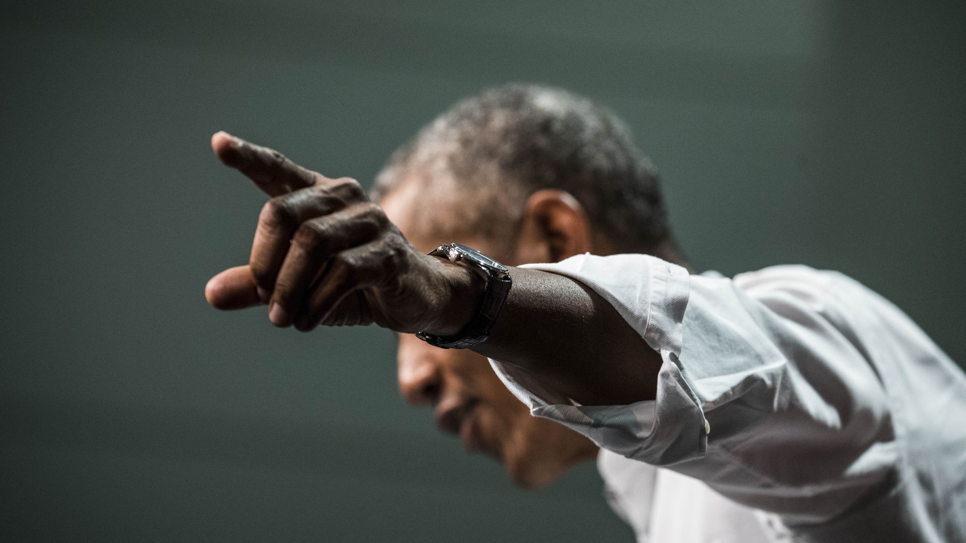 Obama pointing