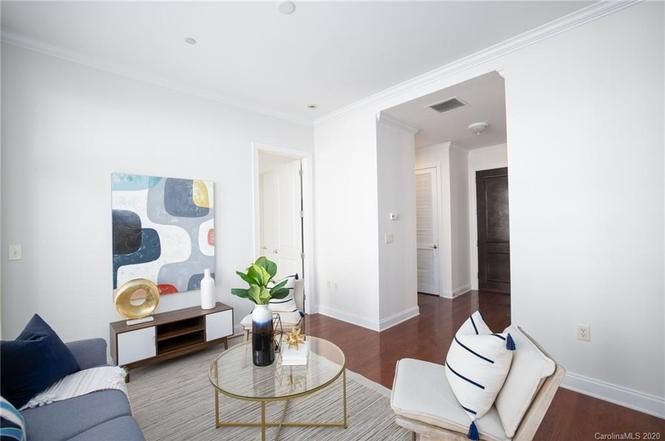 230 S Tryon St #305 interior