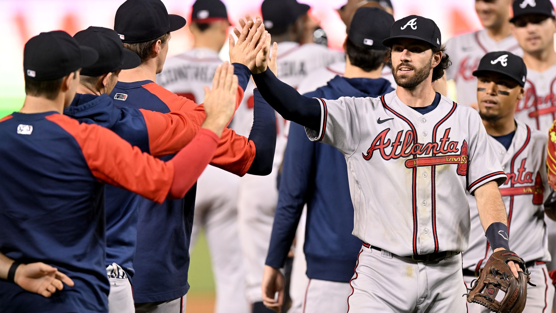 Braves high-fiving