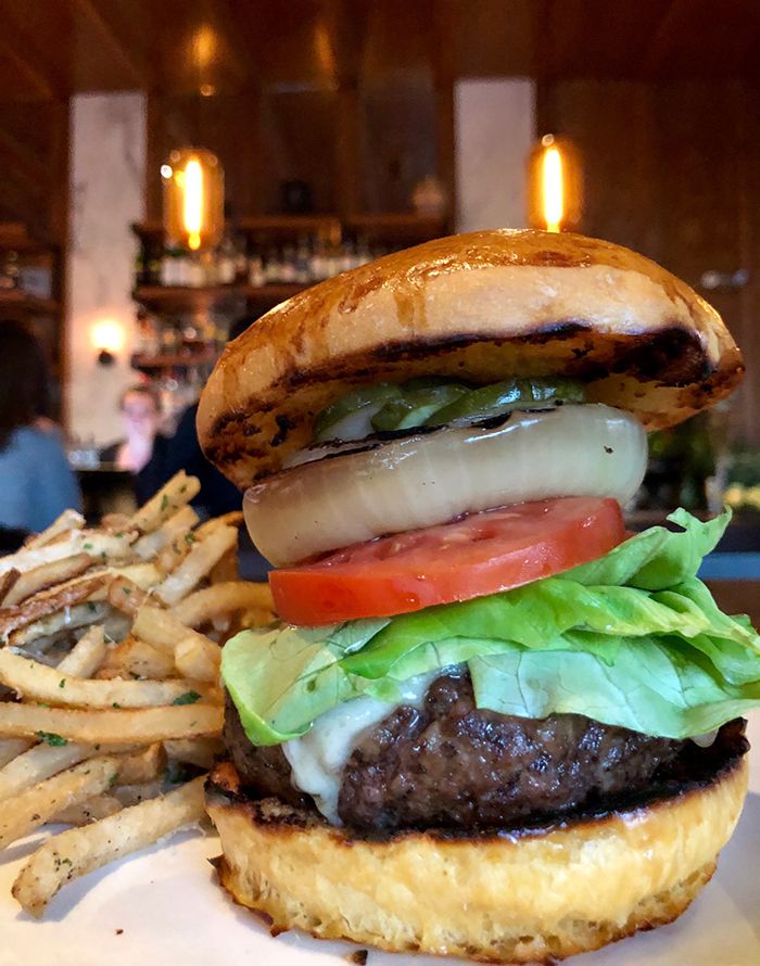 cheeseburger-from-oak-steakhouse-charlotte