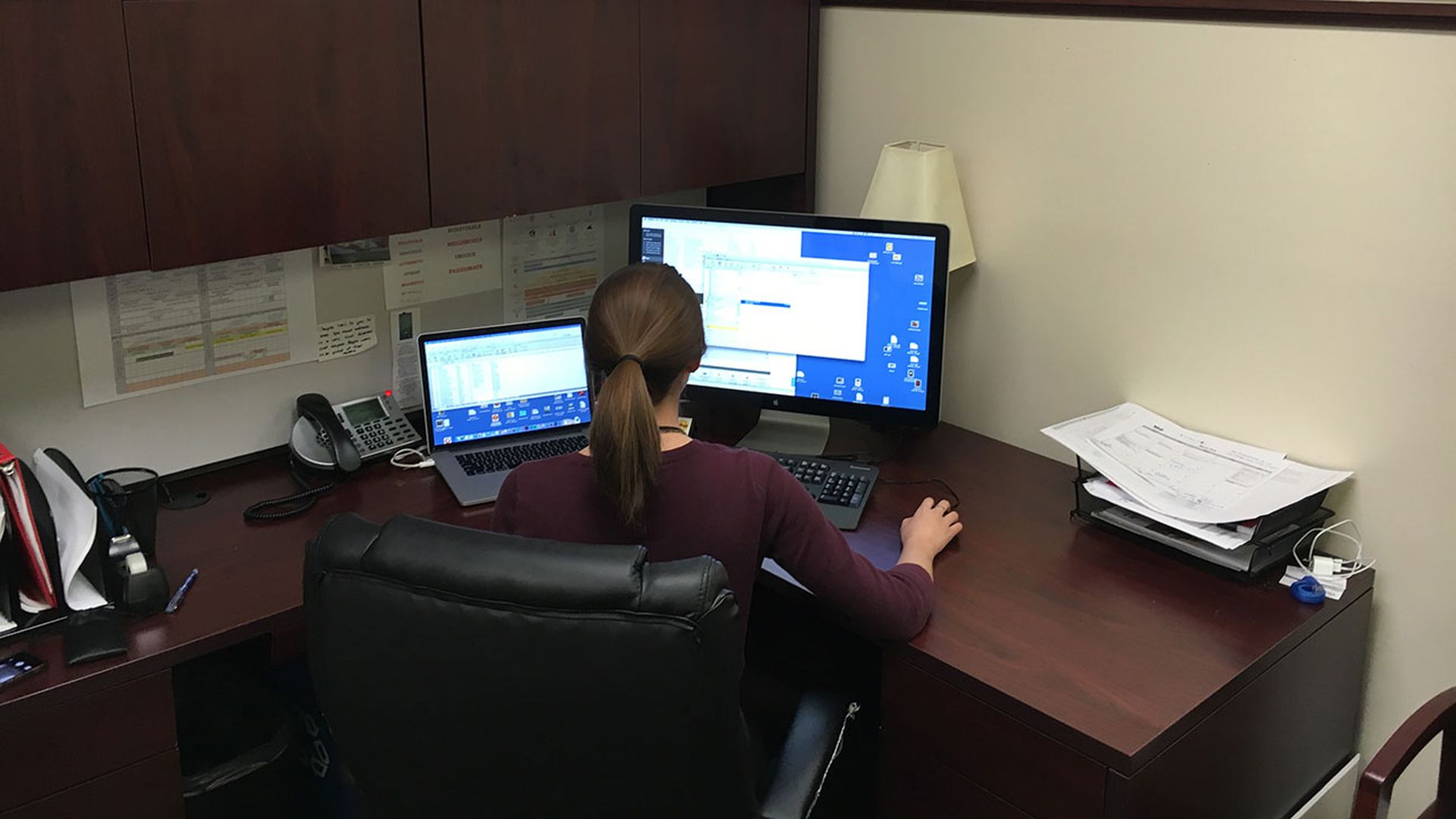 girl-at-desk