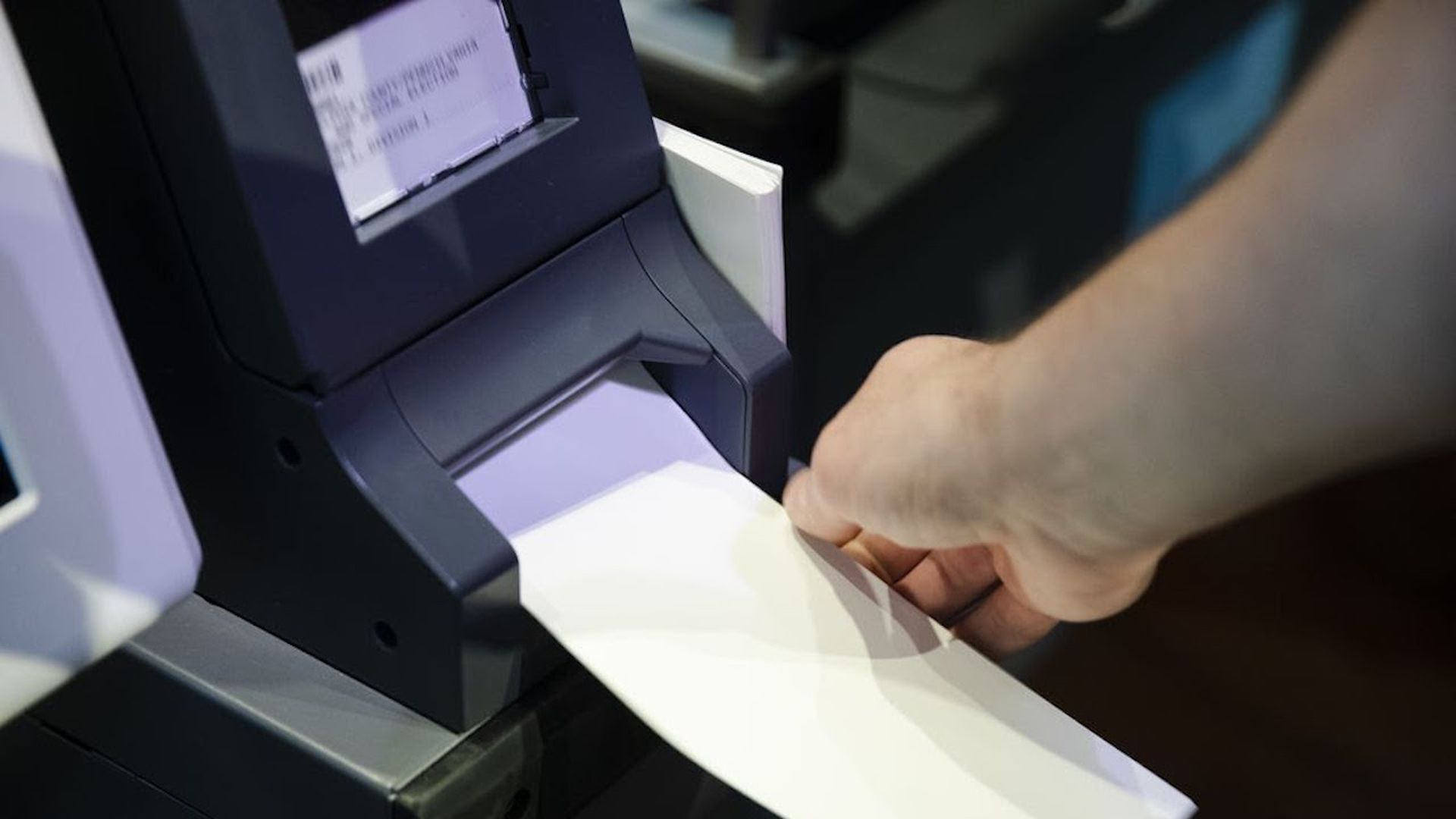 Voting machine with older software
