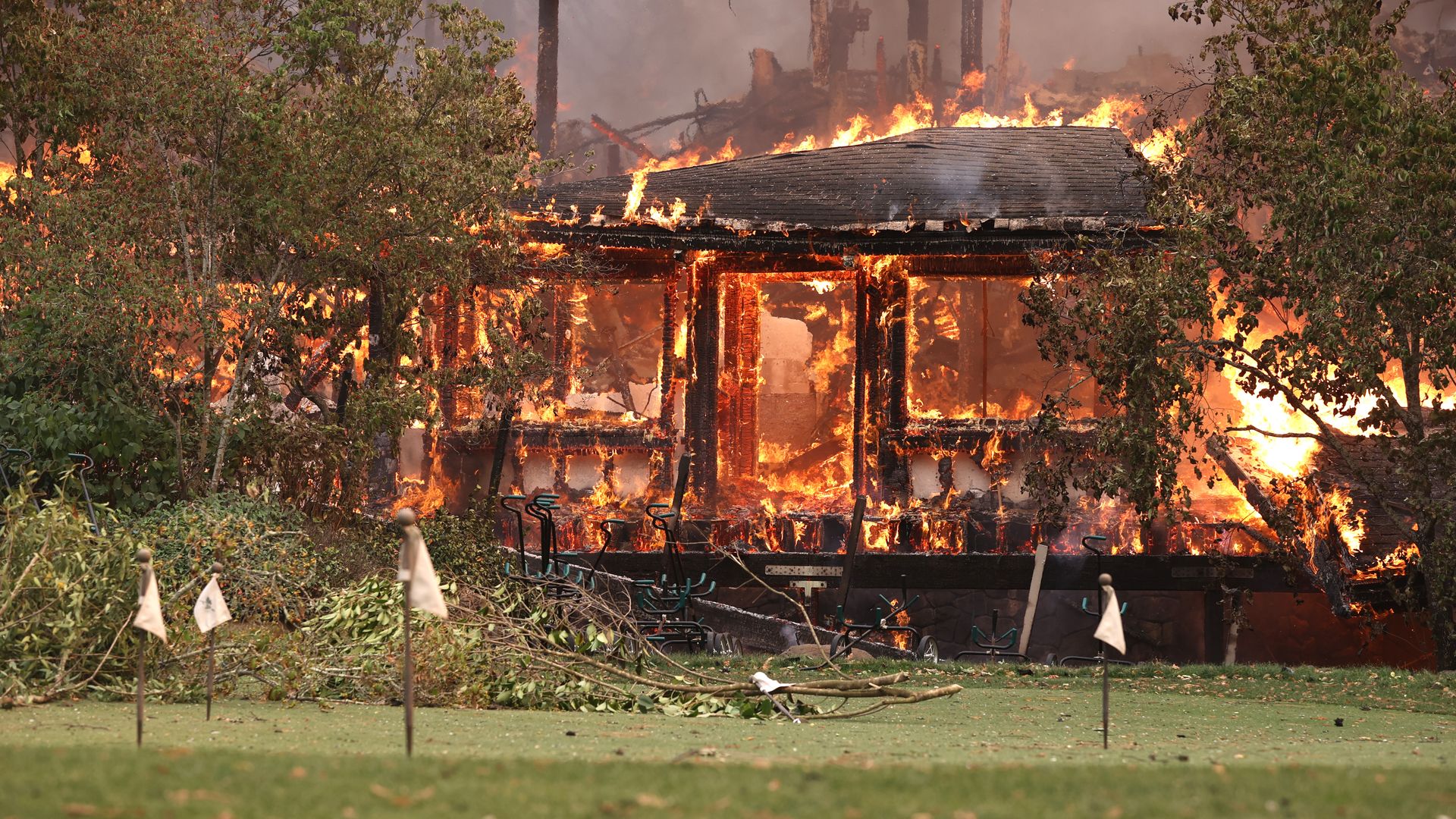 The main building and restaurant at Meadowood Napa Valley luxury resort burns