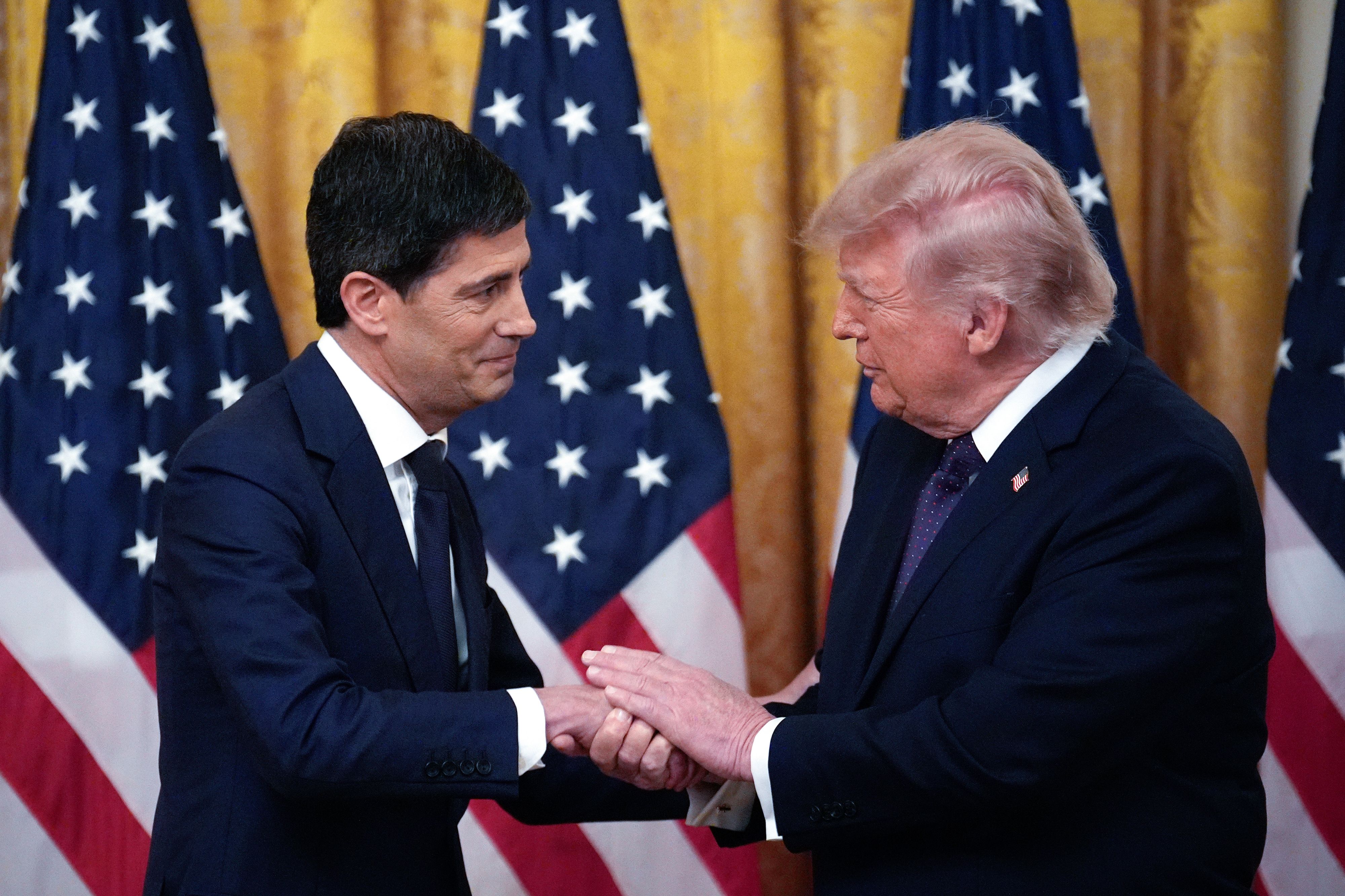 All eyes on Warsh at new Fed chairman's first policy meeting