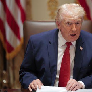 Scoop: Cabinet to huddle to talk midterm politics