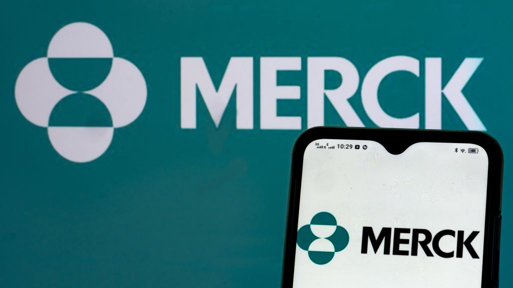 FDA will review Merck's COVID-19 pill