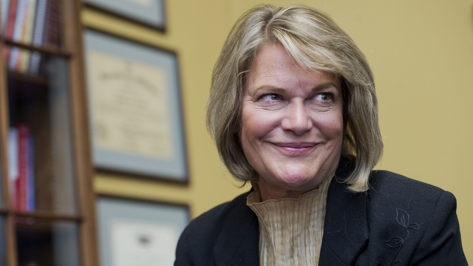 Cynthia Lummis wins Wyoming's GOP Senate primary