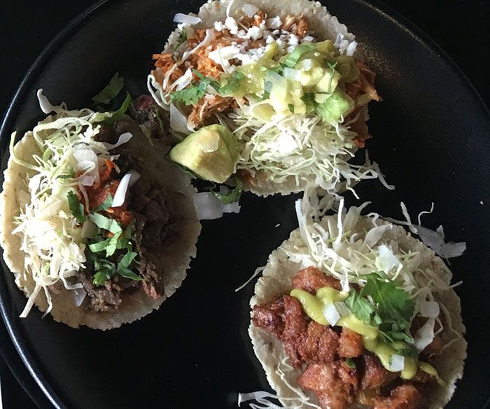 tacos-at-comida