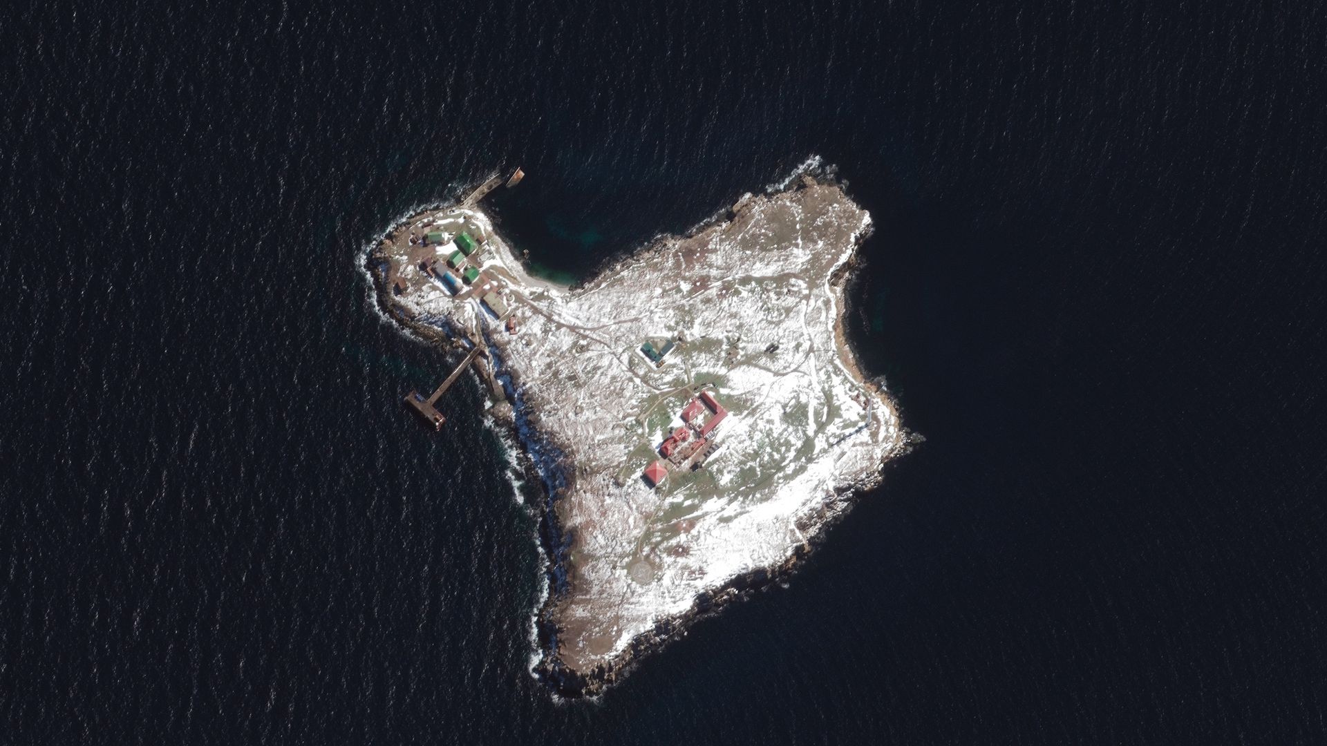 A satellite image of Snake Island in the Black Sea captured by Maxar Technologies after Russia's invasion on March 13. Photo: Maxar Technologies