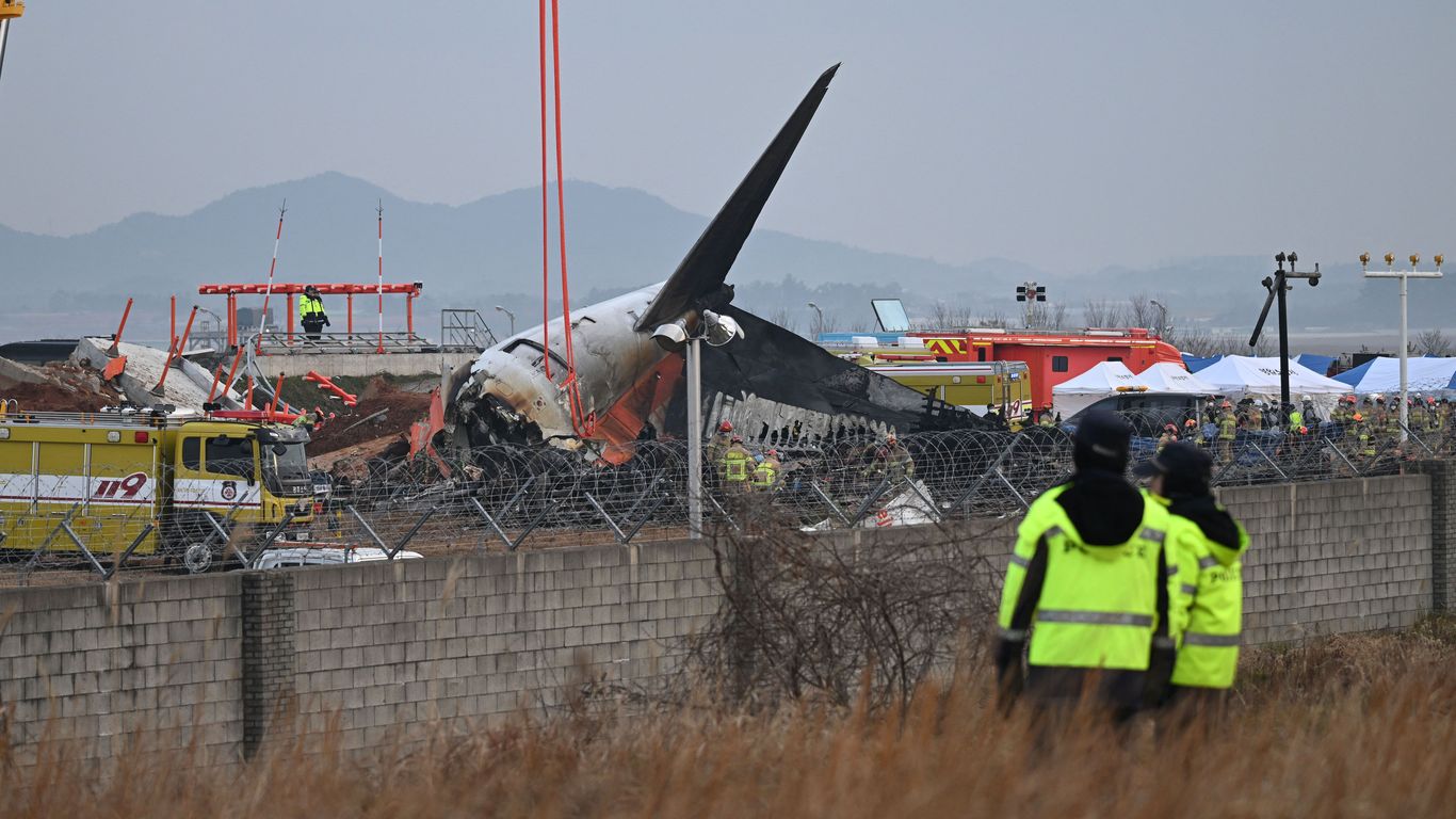 4 key unknowns about South Korea's deadly 737 crash