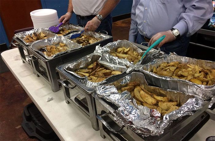 meal-at-charlotte's-men's-shelter