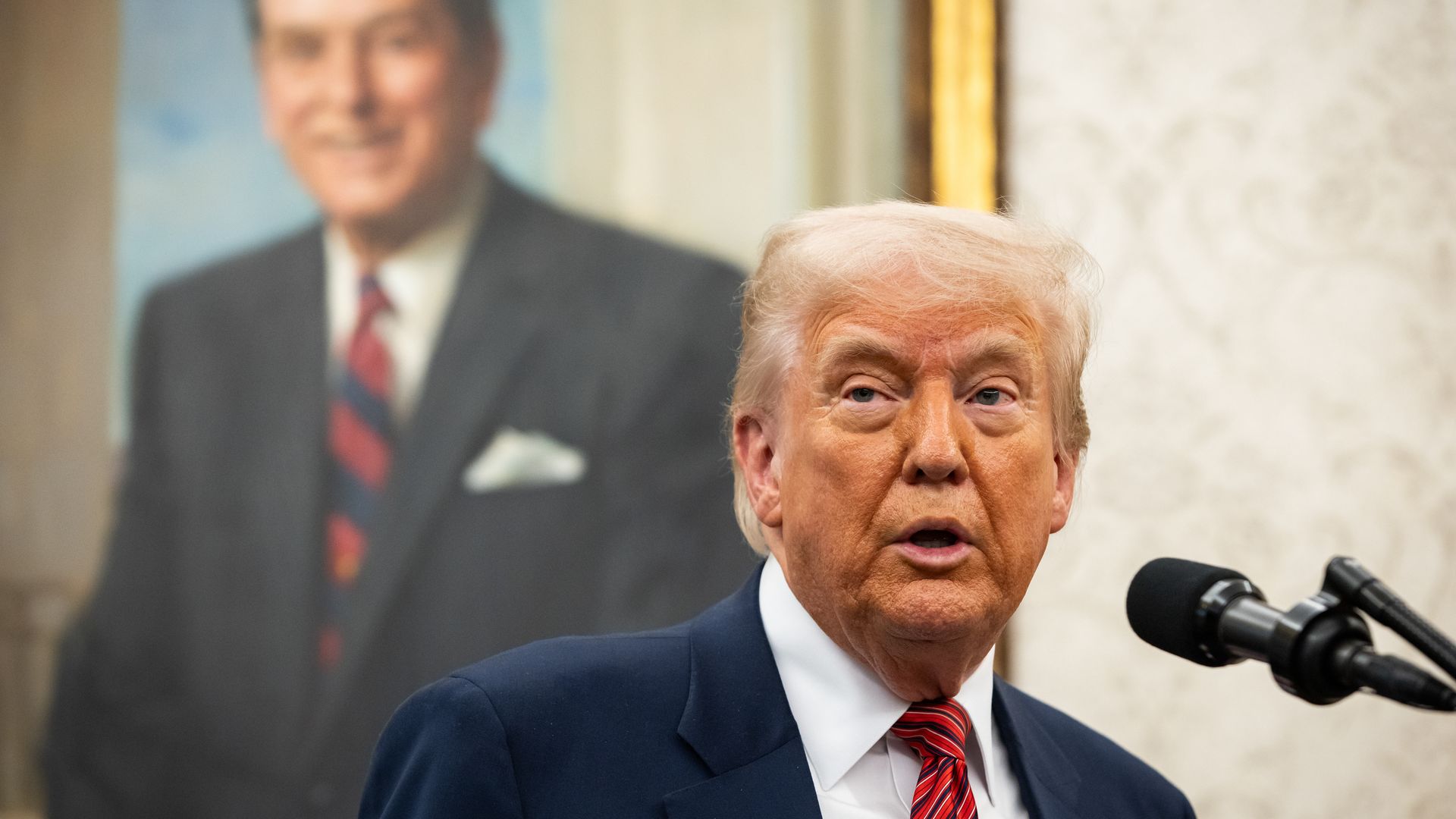  President Trump speaks during a swearing-in ceremony in the Oval Office of the White House in Washington, DC, US, on Wednesday, May, 7, 2025. 