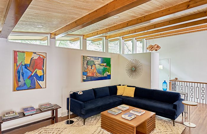 1412 Cavendish Court Mad About Modern living area