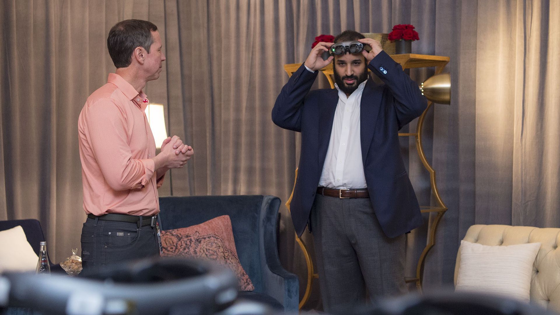 Saudi Crown Prince Mohammed bin Salman meeting with Magic Leap executives and testing product