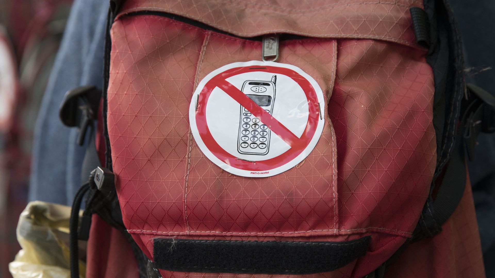 A photo of a cell phone ban.