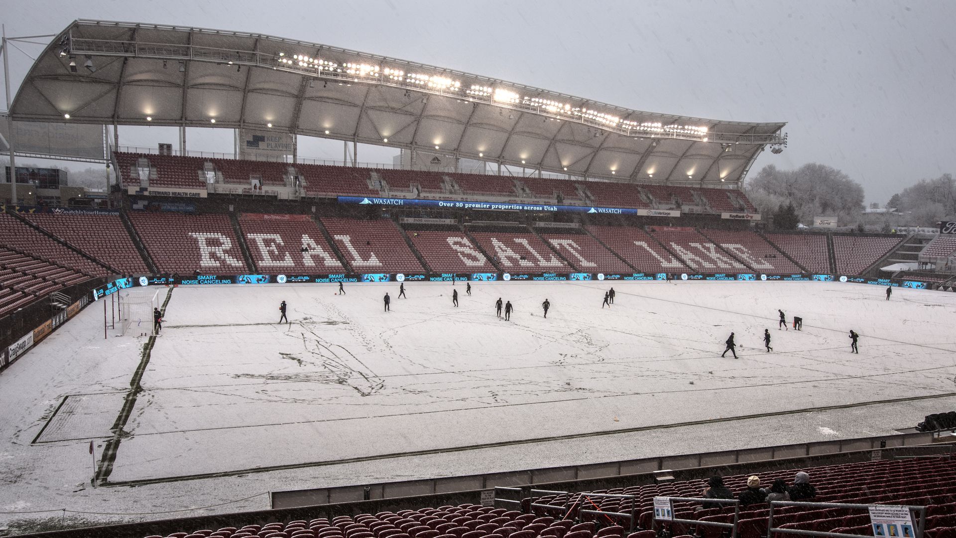Real Salt Lake players warm up before a game during a snow storm in 2020. Photo: Chris Gardner/Getty Images