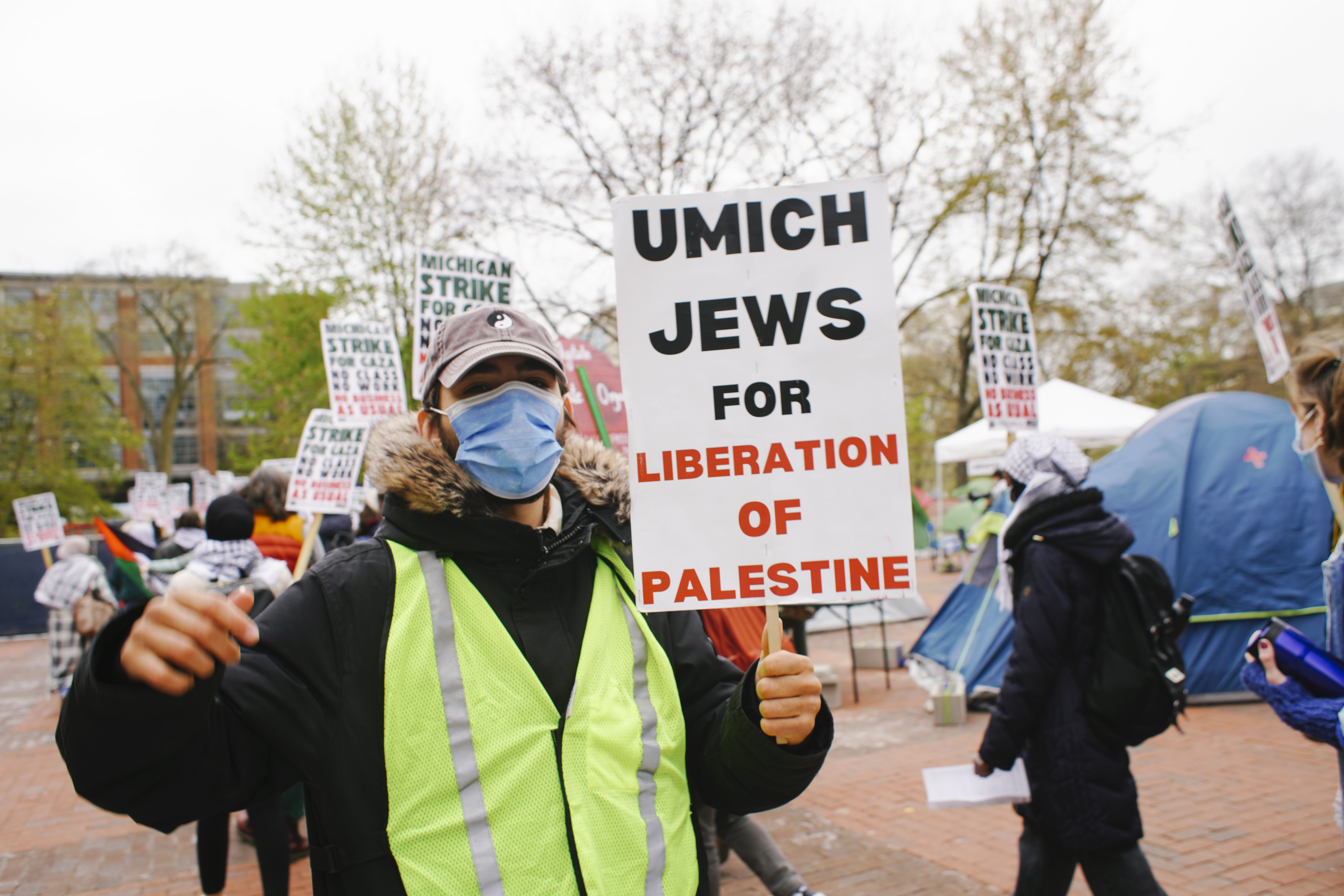 University students protest against Israeli attacks on Gaza as they set up an encampment on the grounds of the University of Michigan, in Ann Arbor, Michigan, United States on April 24, 2024. 