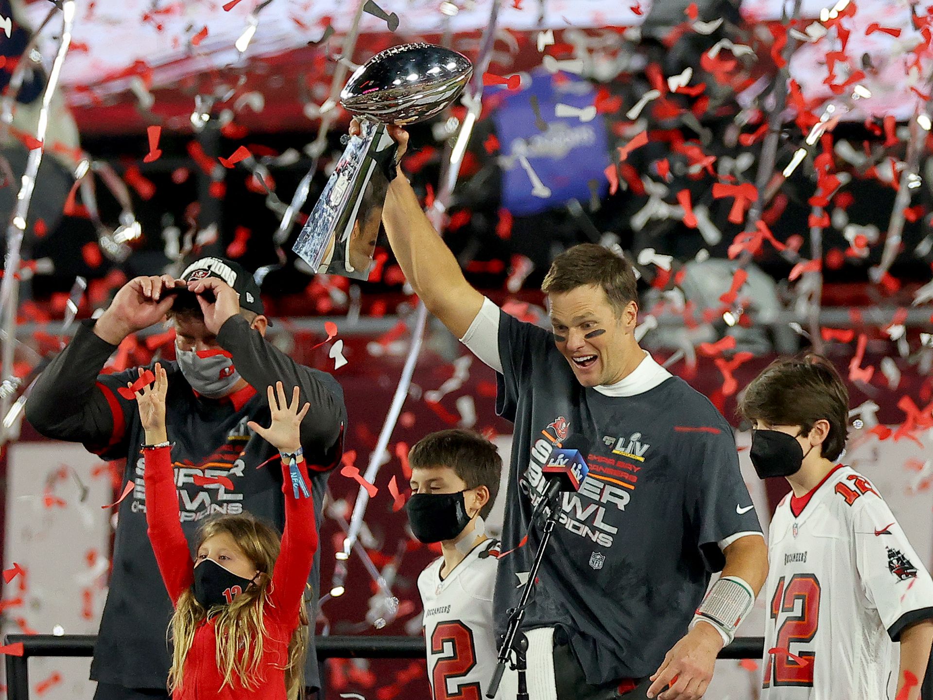 TAMPA BAY, USA, JANUARY, 25. 2021: Super Bowl LIV, the 55th Super Bowl  2020, Tampa Bay Buccaneers Logo on Screen in Background, Editorial Photo -  Image of field, lombardy: 208549091