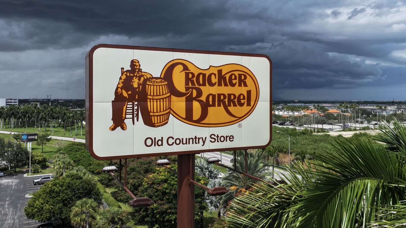 Cracker Barrel sales are plunging