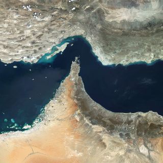 Trump offers U.S. insurance, military escorts to energy tankers in Mideast