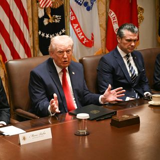 Scoop: Trump convenes Iran situation room meeting amid renewed Hormuz crisis