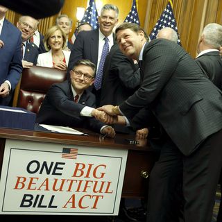 Republicans seek elusive path to restoring DHS funding