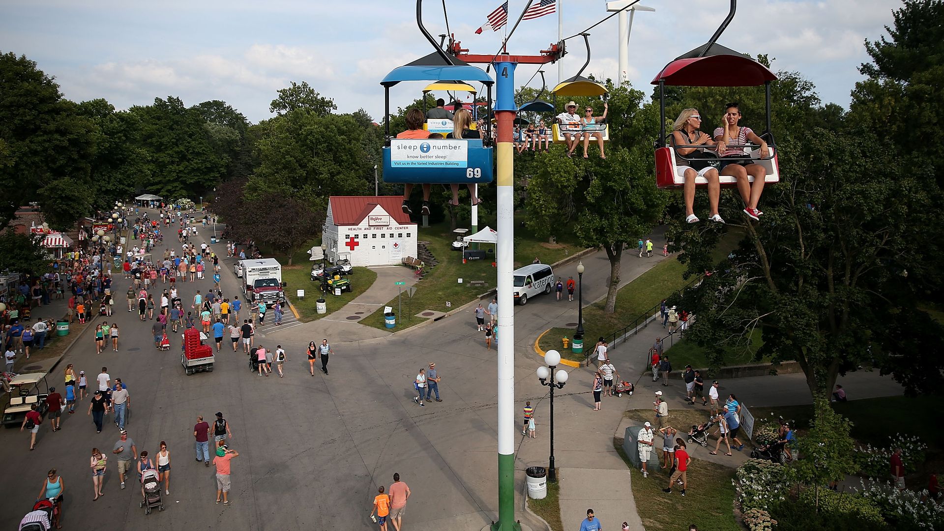 A photo of the Sky Glider at the Iowa State Fair.