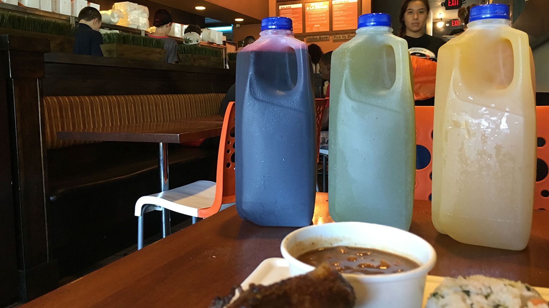 gallon-beverages-at-viva-chicken