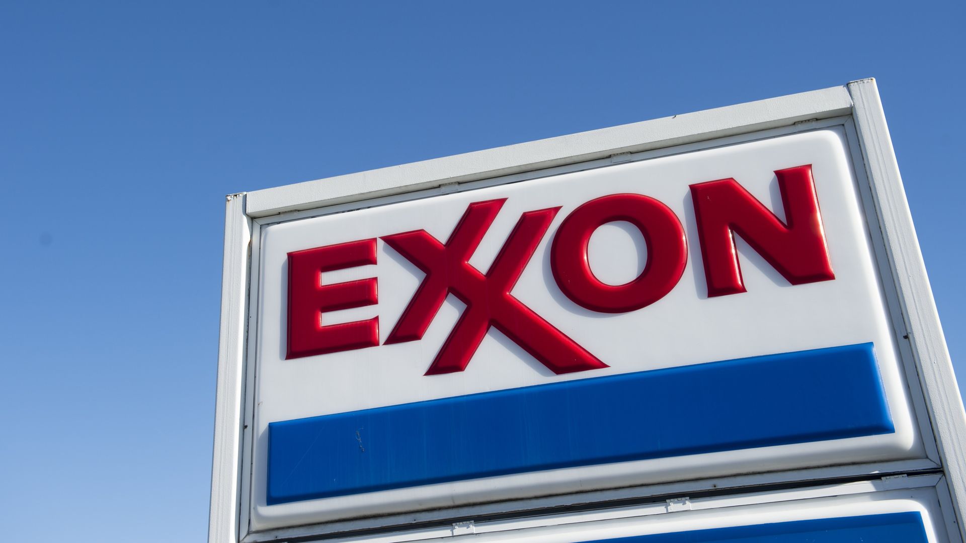 Exxon sign