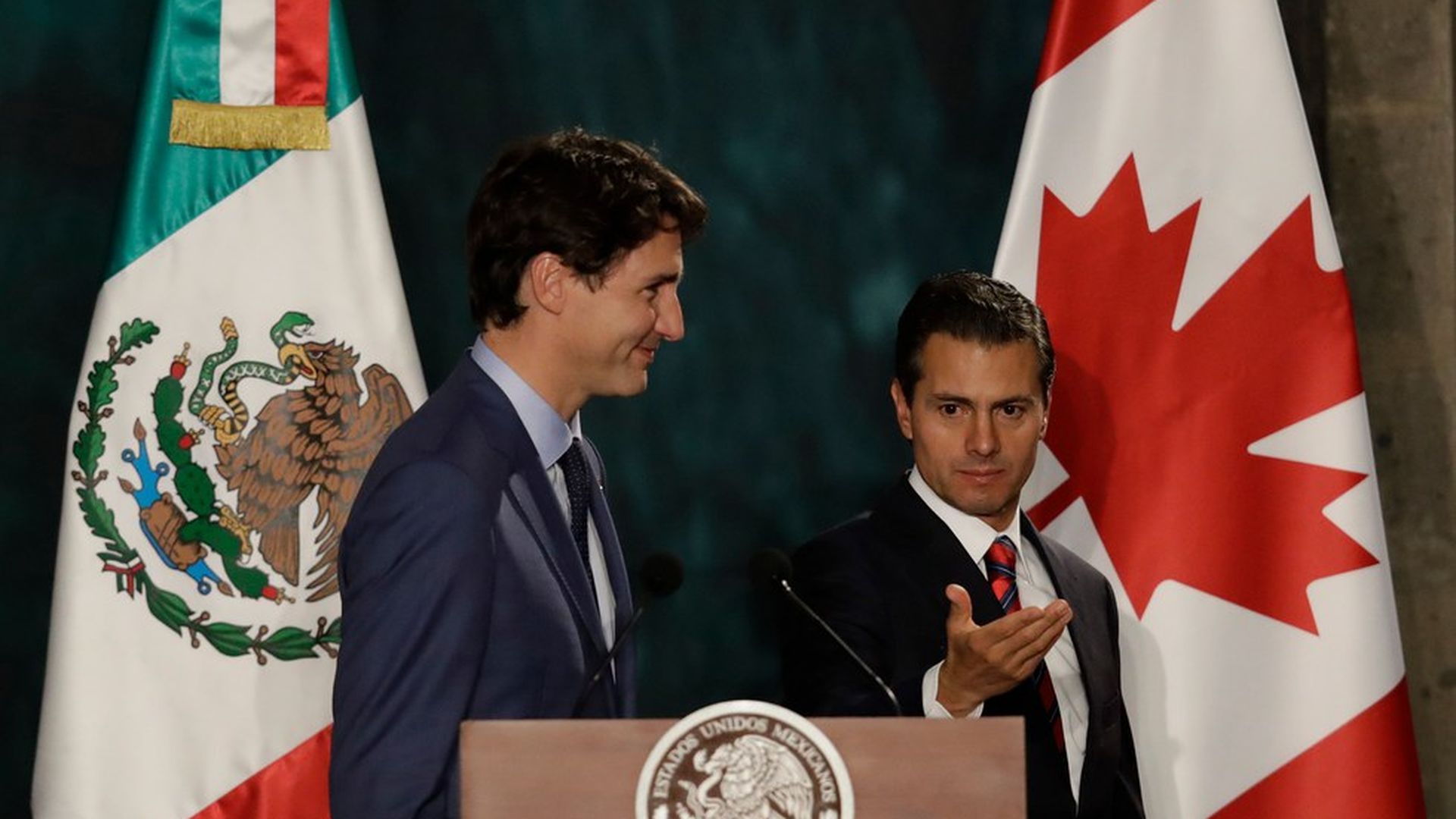 Mexico, Canada to stay in NAFTA if U.S. pulls out, Mexican pres. says