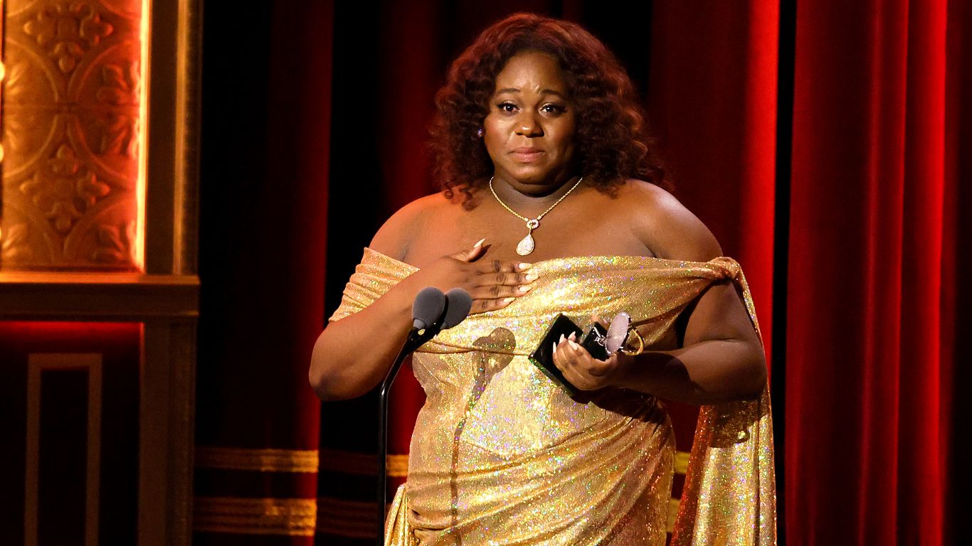 Tony Awards 2023 Ariana DeBose opens unscripted show with dance