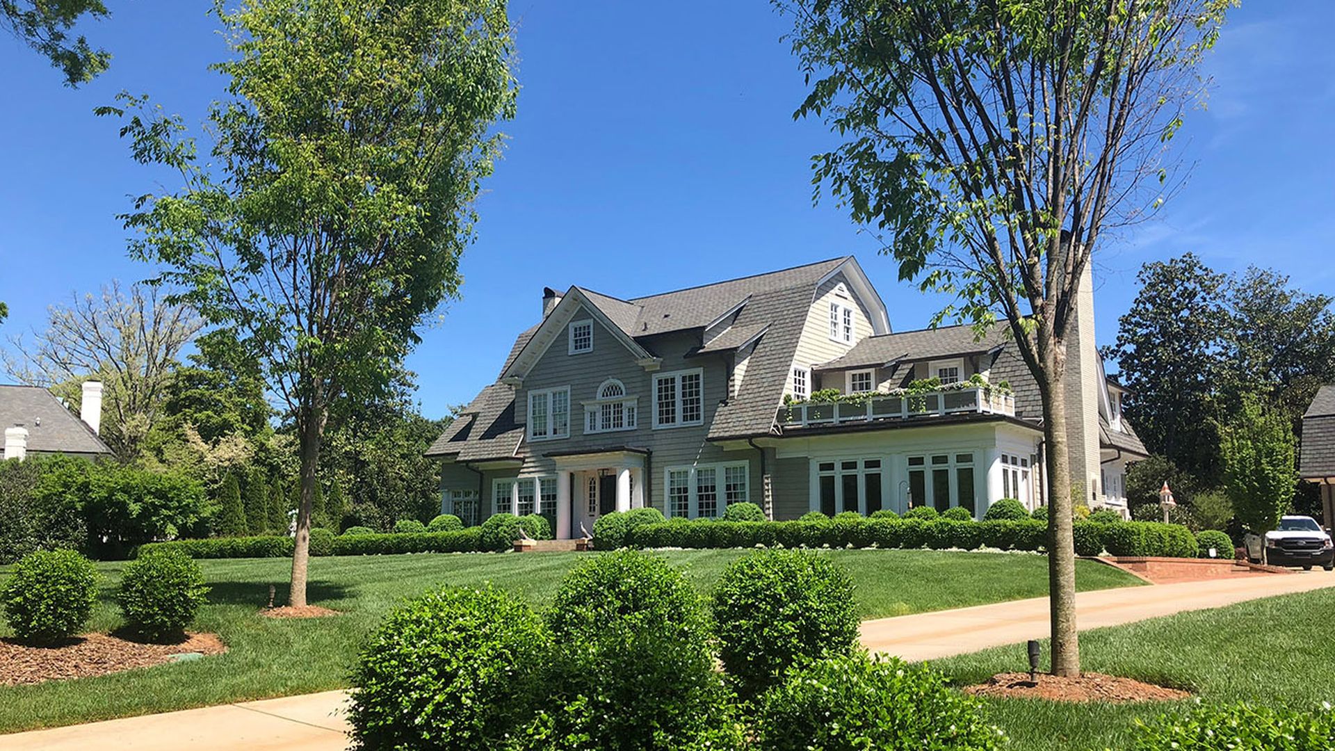 Queens-Road-architecture-walk