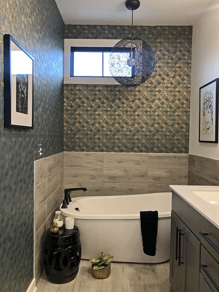 NoDa townhouse home tour bath