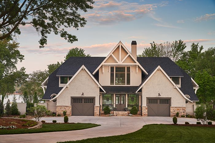 Home of the Year 2019 lakeside living front