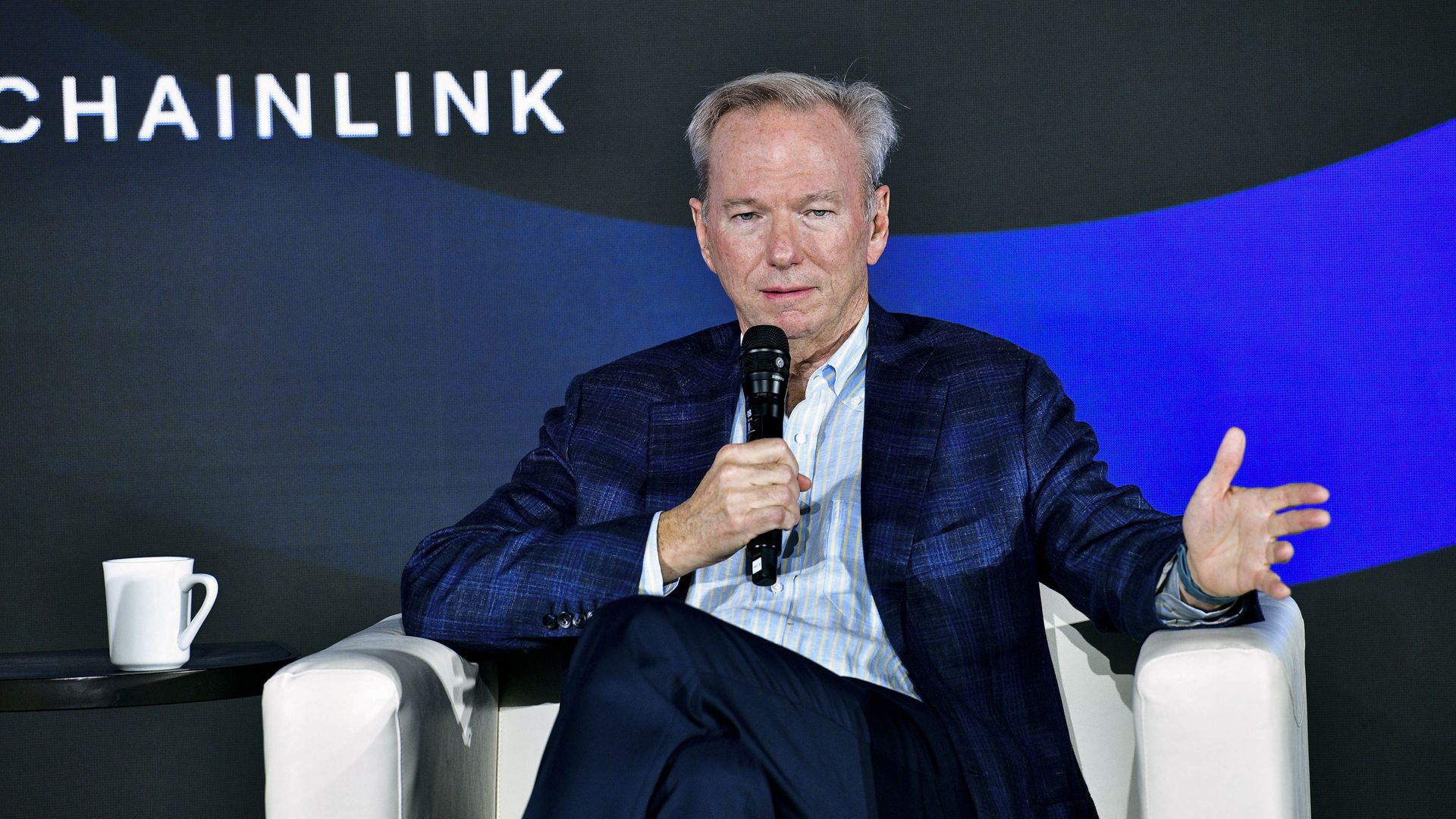 Eric Schmidt Ambil Alih Relativity Space, Tantang Industri Roket yang Sulit