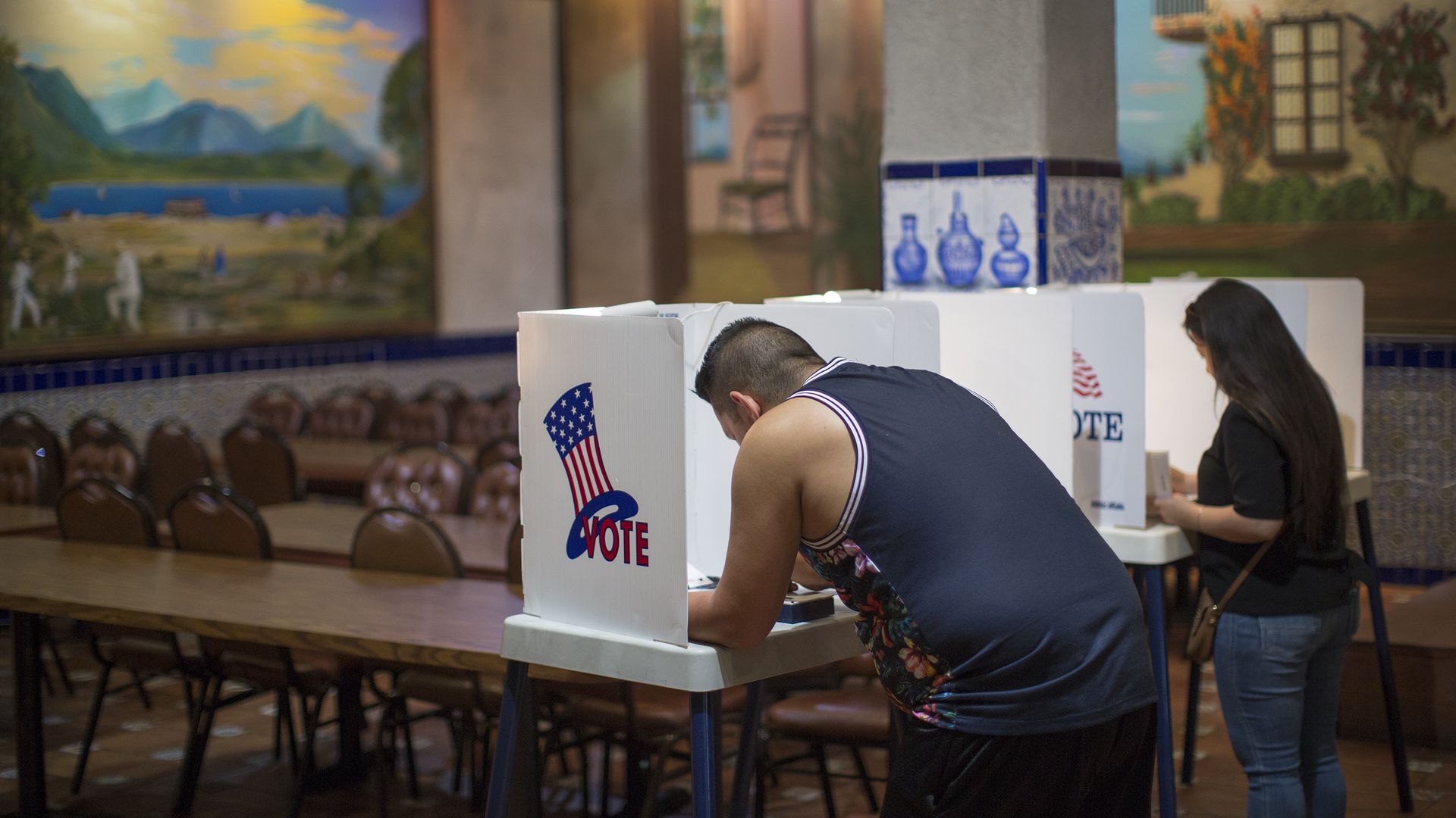 Hispanic voters in the polls during the 2016 election.