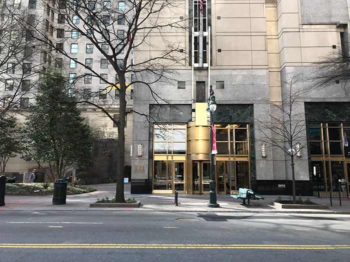 outside-trade-reids-fine-foods-uptown