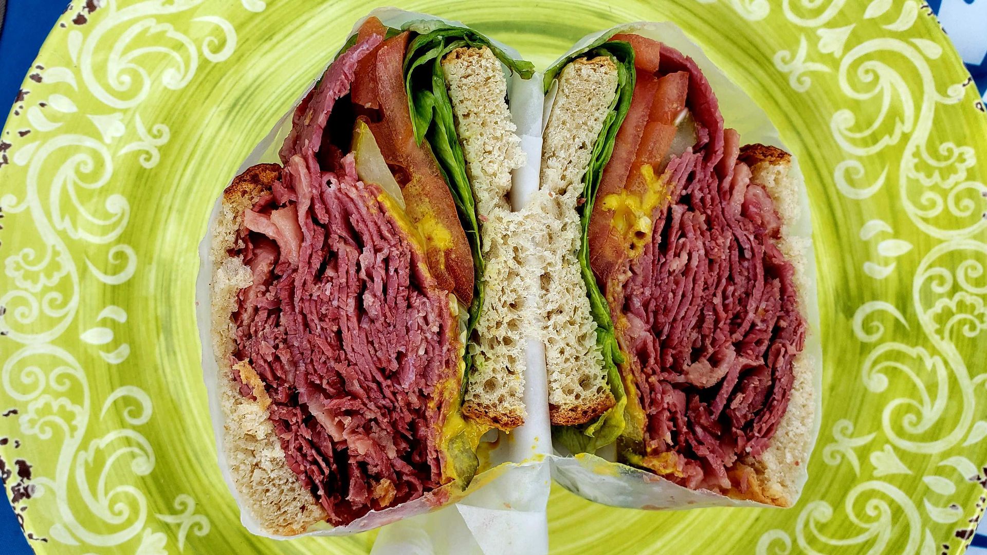 Corned beef sandwich