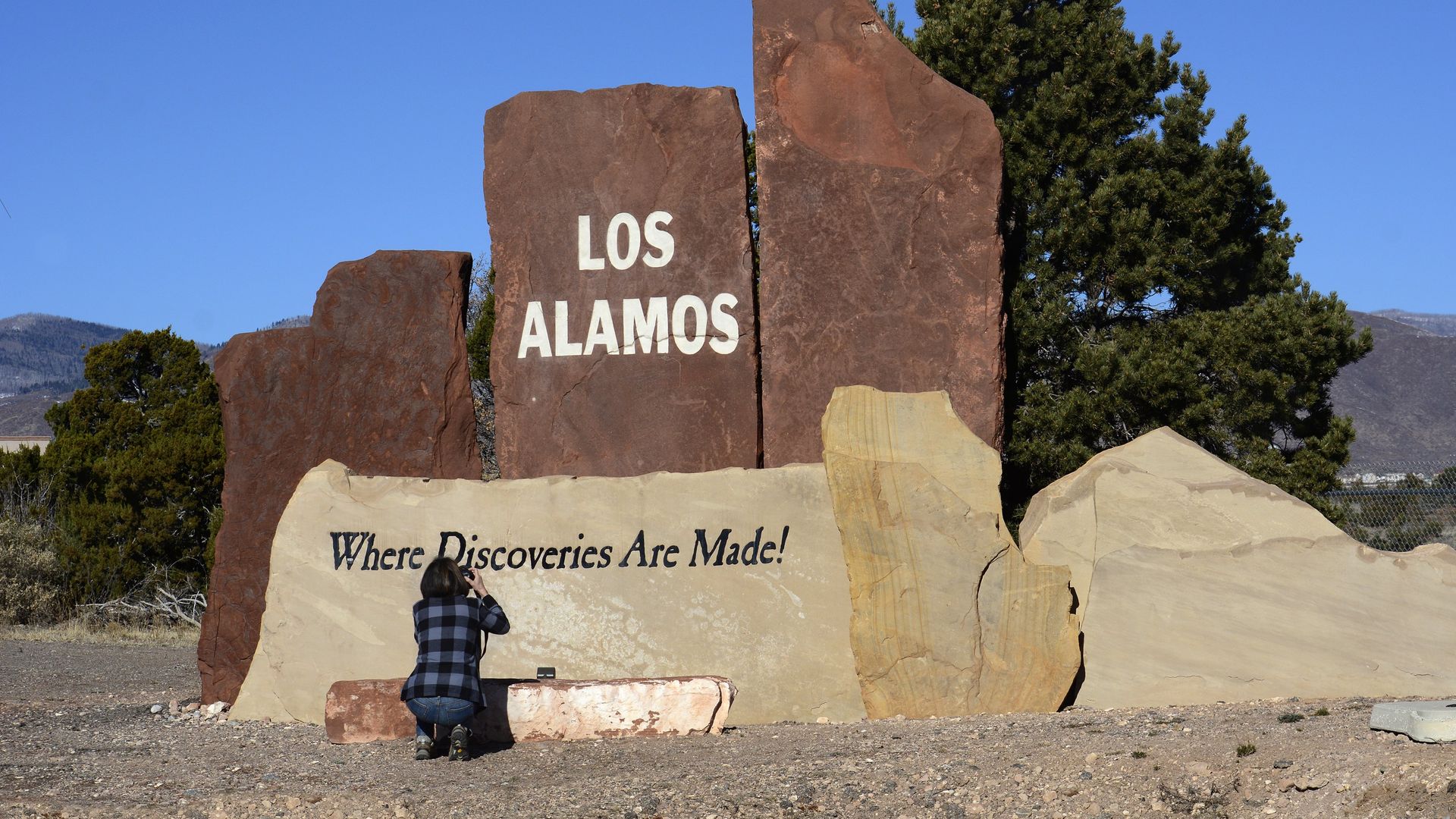 Picture of tourist sign in Los Alamos