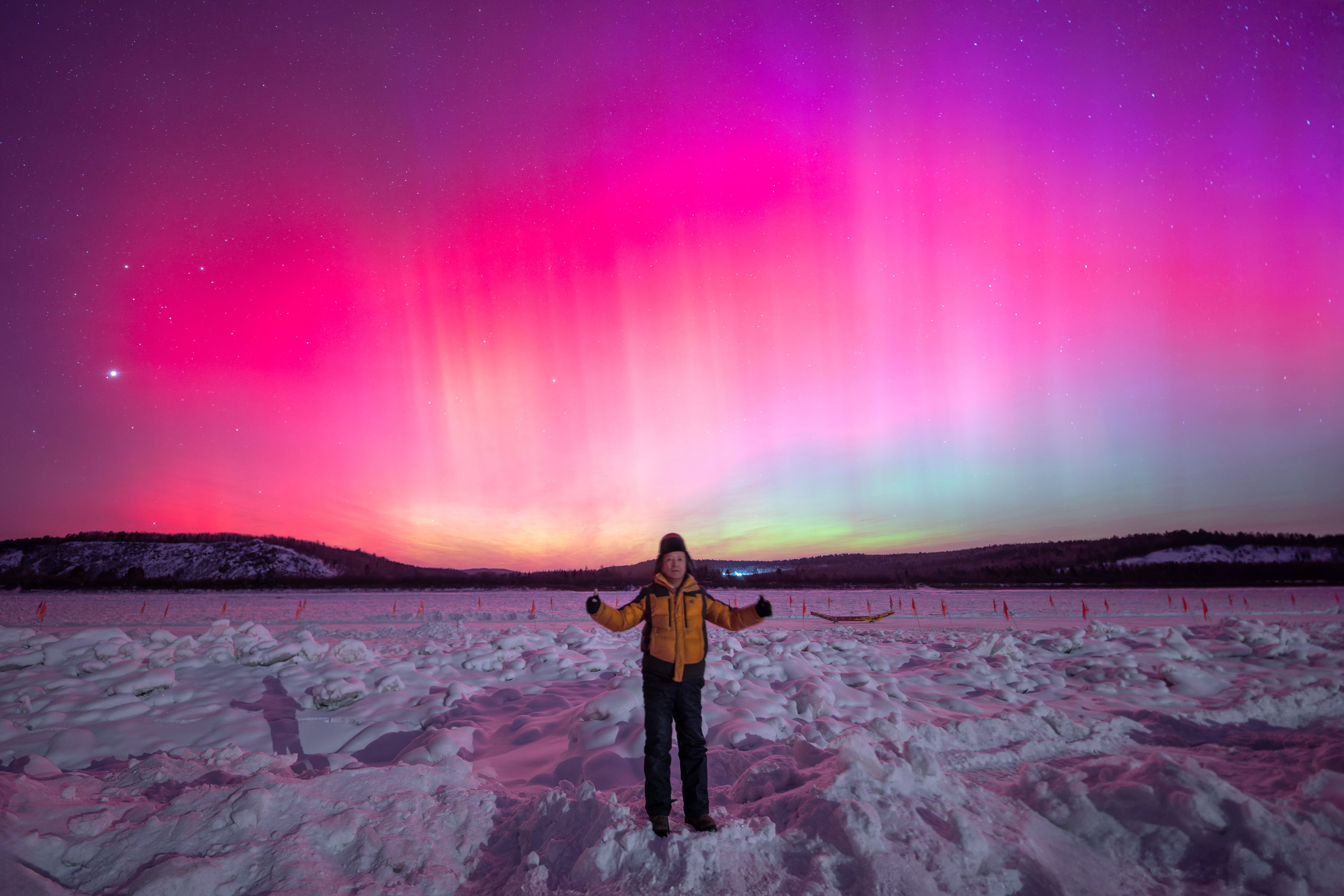MOHE, CHINA - JANUARY 20: The aurora borealis lights up the sky on January 20, 2026 in Beiji Village, Mohe City, Heilongjiang Province of China. A recent geomagnetic storm created stunning aurora shows over Mohe, the northernmost town in China. (Photo by Chi Shiyong/VCG via Getty Images)
